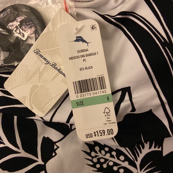 Hibiscus Bandeau One Piece Swimsuit - Picture 4 of 4